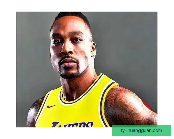 湖人连败东契奇里夫斯遭打击 霍华德喊话愿复出助球队